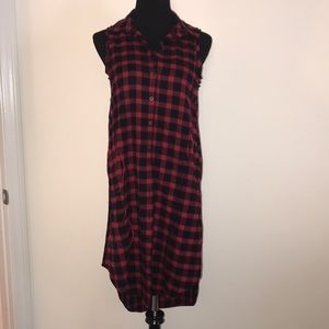 Cool Sleeveless distressed flannel shirt